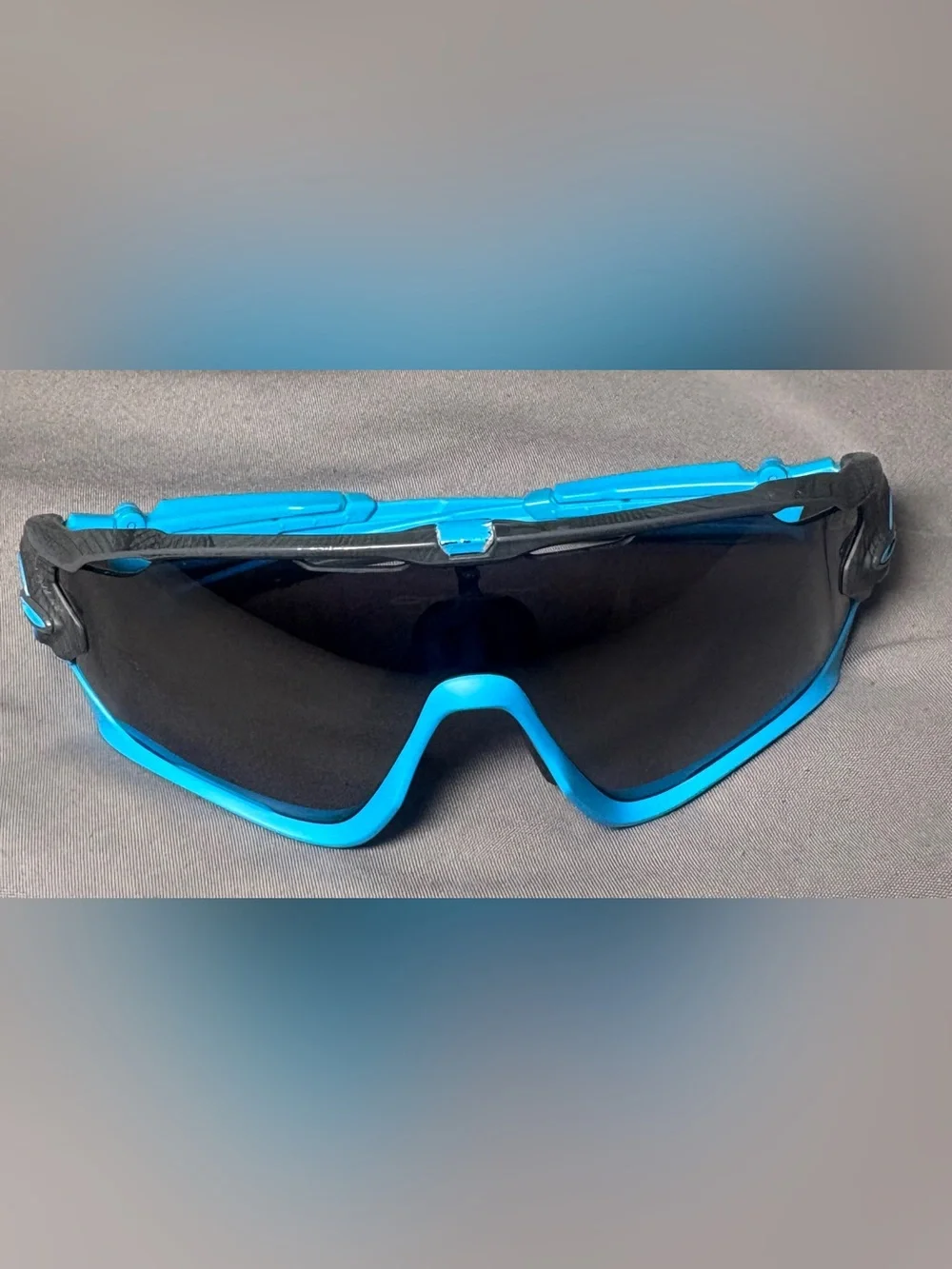 Oakley Sports Sunglasses Blue and Black Shield Lens